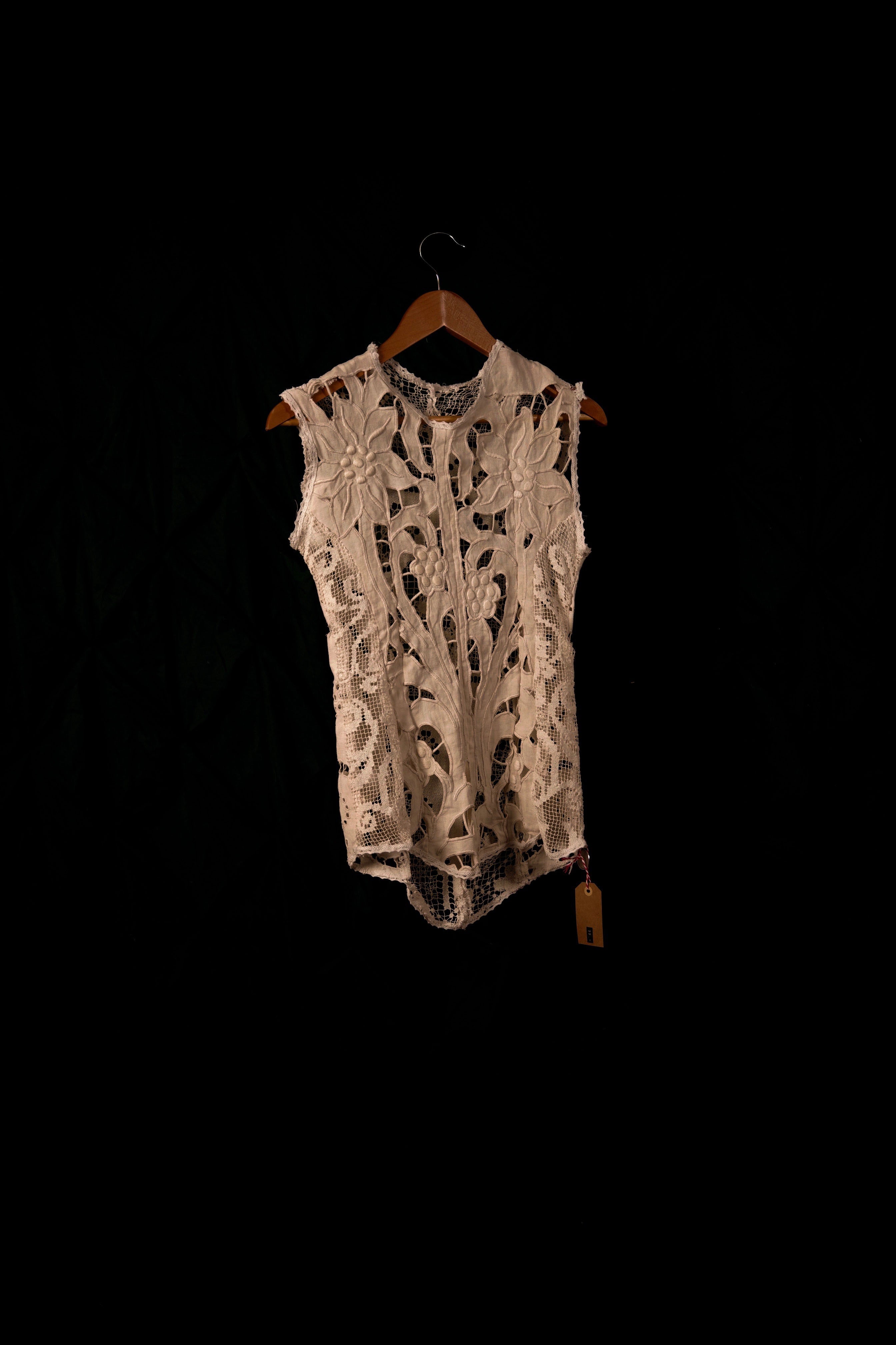 Figure Stitching Tops